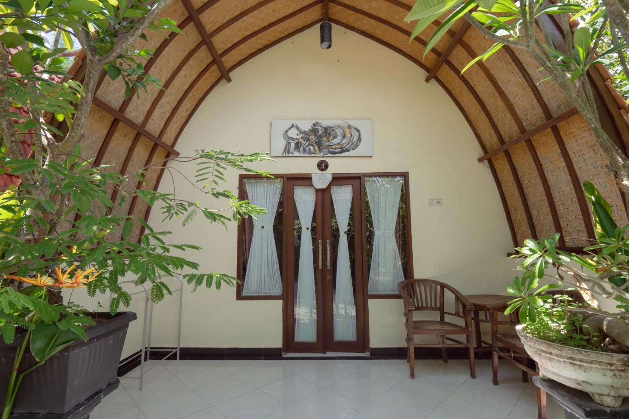 Ratu Cottage By Ourstory Travels Batununggul Экстерьер фото